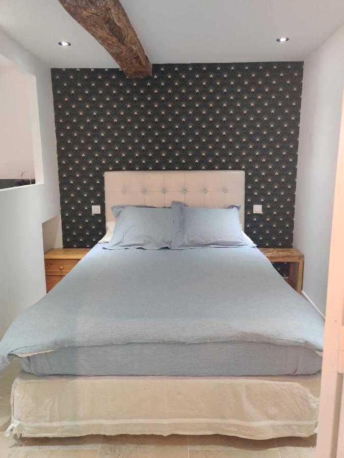 Logement Neuf Centre Du Village Aux Pieds Du Chateau غريمو المظهر الخارجي الصورة